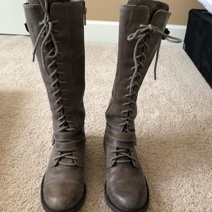 Lucky brand Neel lace-up boots 6.5